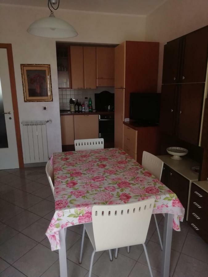Ferienwohnung Appartament Fiori Di Mare 008059-Lt-0219 Taggia Exterior foto